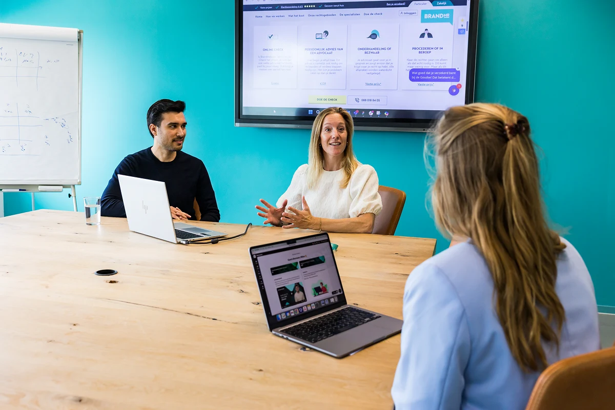 Employees at BrandMR